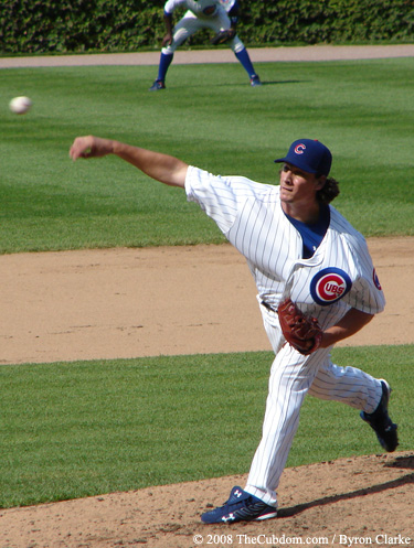 Jeff Samardzjia pitches for the Cubs